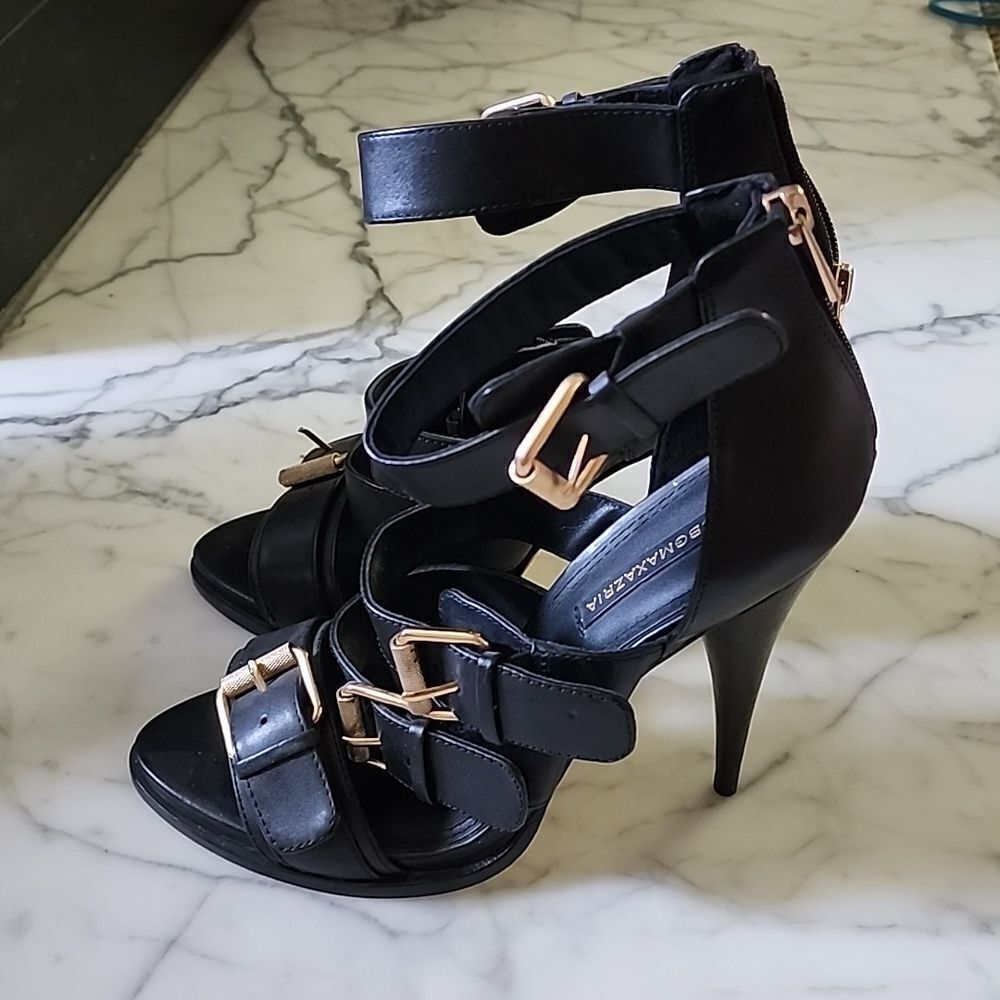 Bcbgmaxazria heels sz 9 - Picture 3 of 5